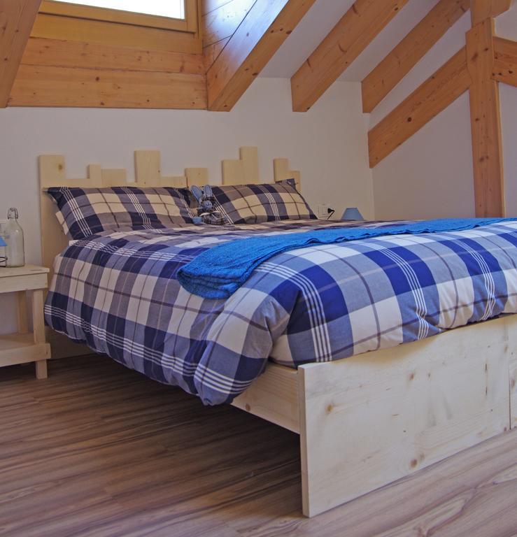 Le Castagne Matte Bed and Breakfast Stenico Værelse billede